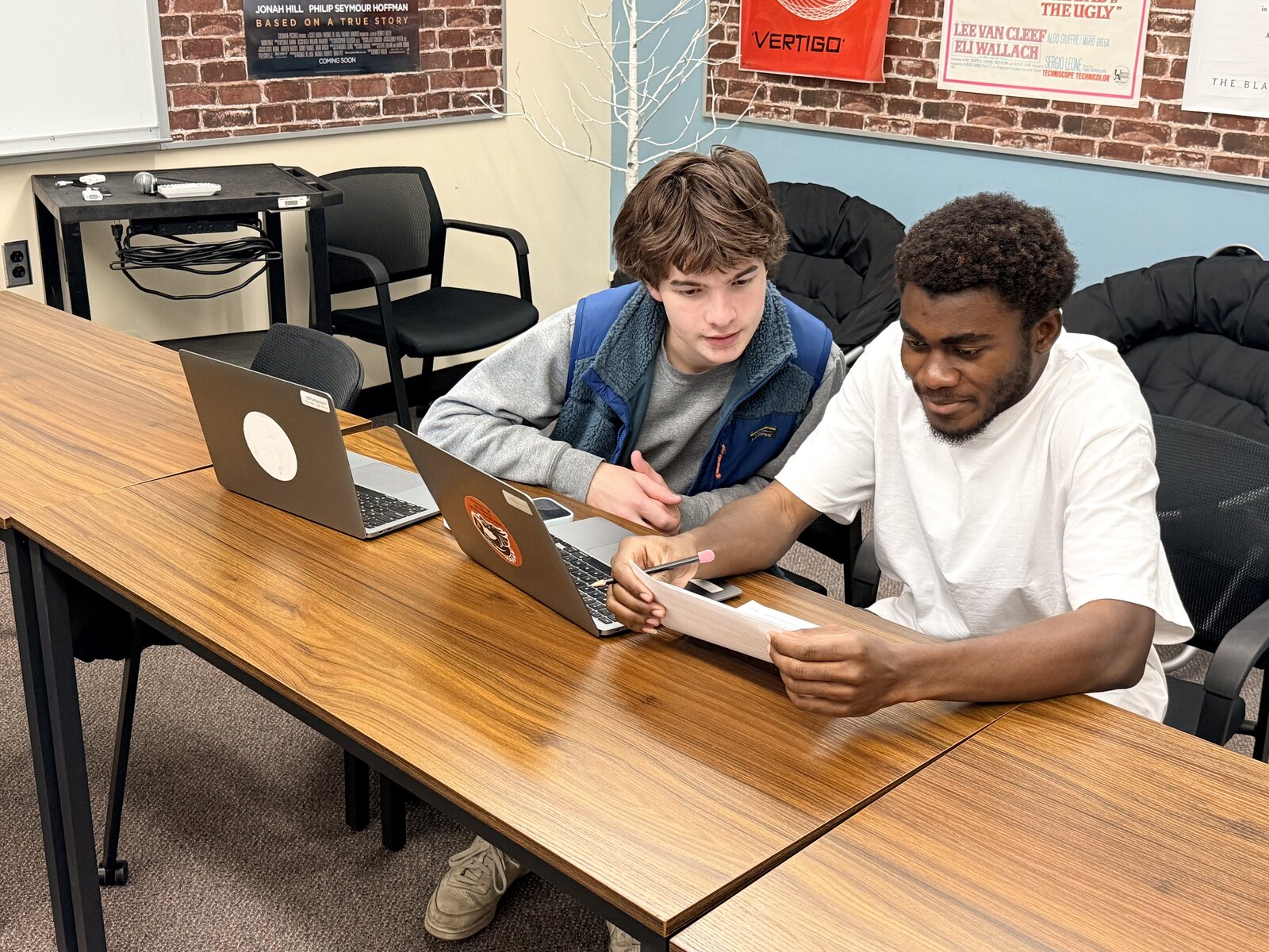 Dragon PALS tutoring session